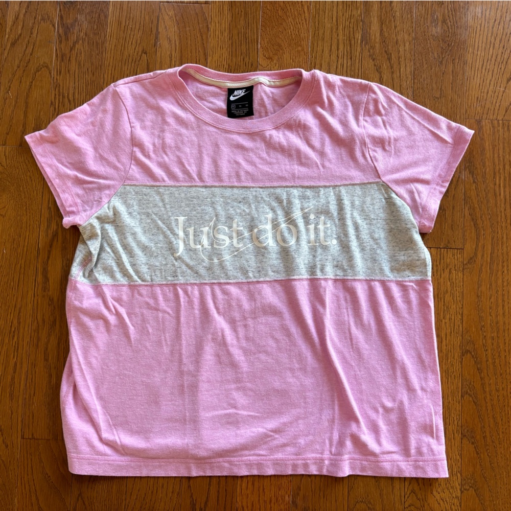 Nike Pink “Just do it” T-Shirt